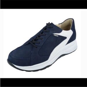 Finn Comfort Piccadilly men's navy and white shoe size 10
1/2